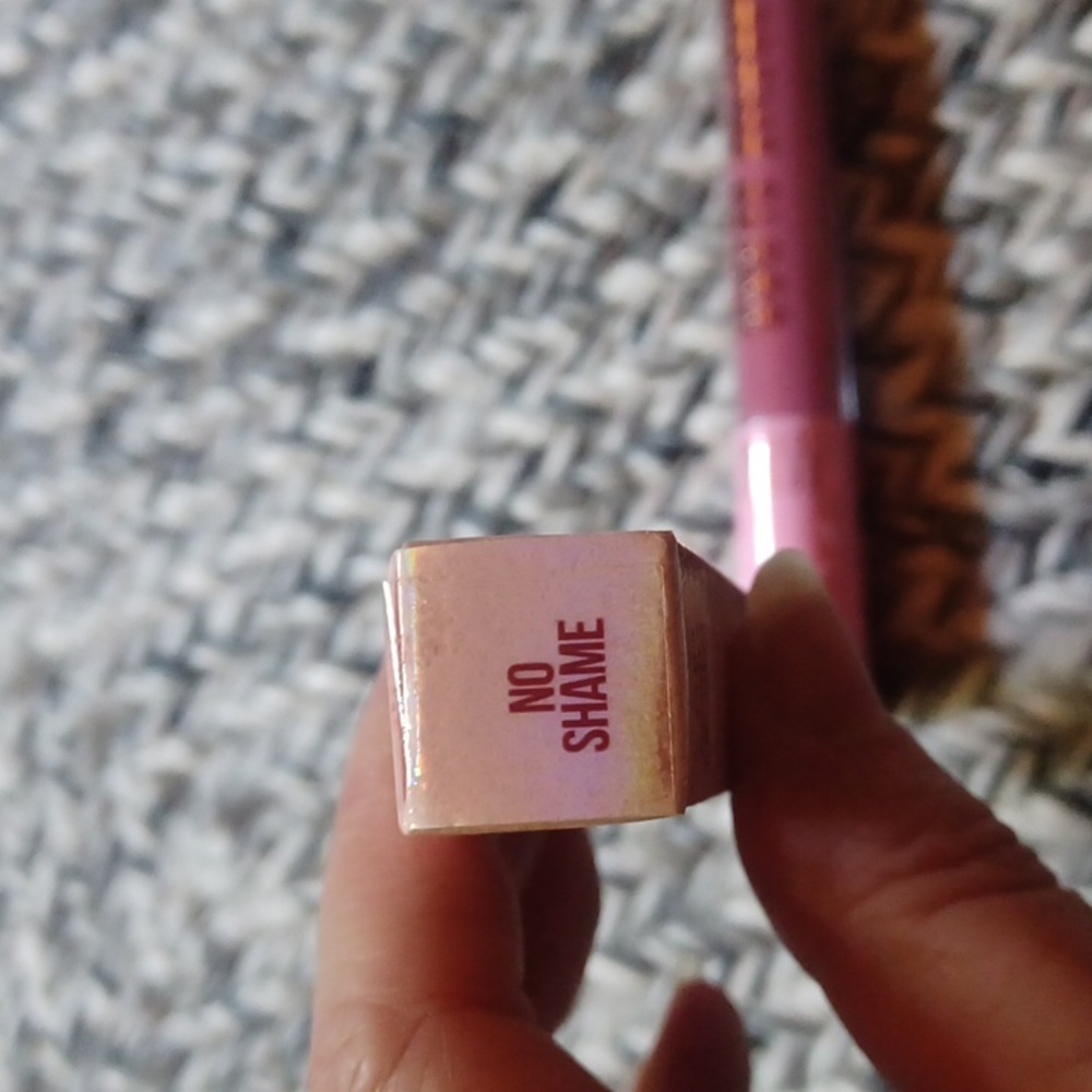 Jeffree Star “No Shame” supreme gloss - Picture 3 of 3